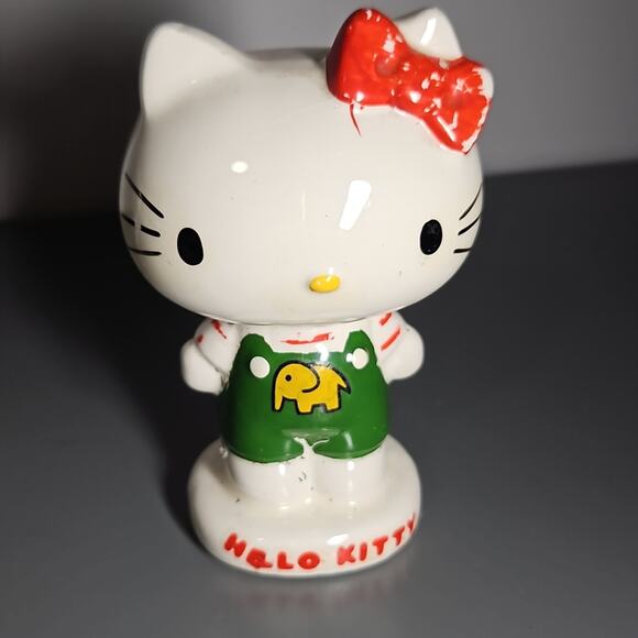Vintage Hello Kitty Hand Painted Bank - Picture 3 of 5